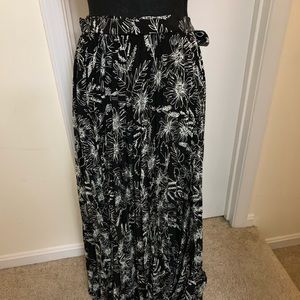 Lularoe Deanne Skirt